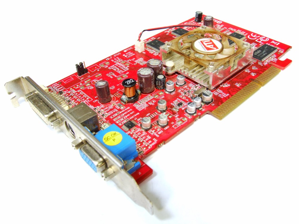 Видеокарта vga. Видеокарта ATI Radeon 9550. Видеокарта AGP ATI r96 256mb. Radeon 9550 POWERCOLOR.